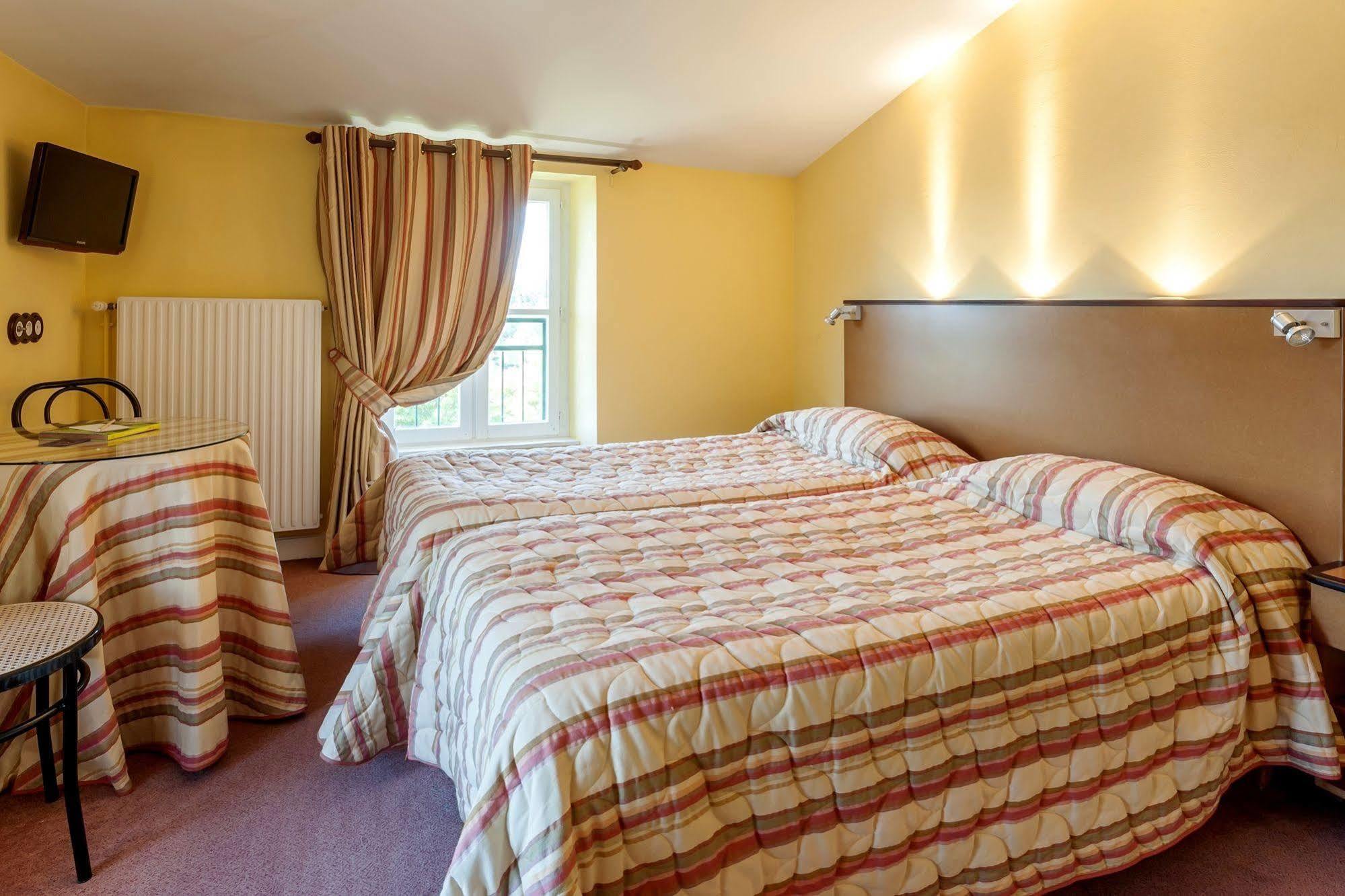 Hotel Restaurant Emile Job Montmerle-sur-Saone المظهر الخارجي الصورة