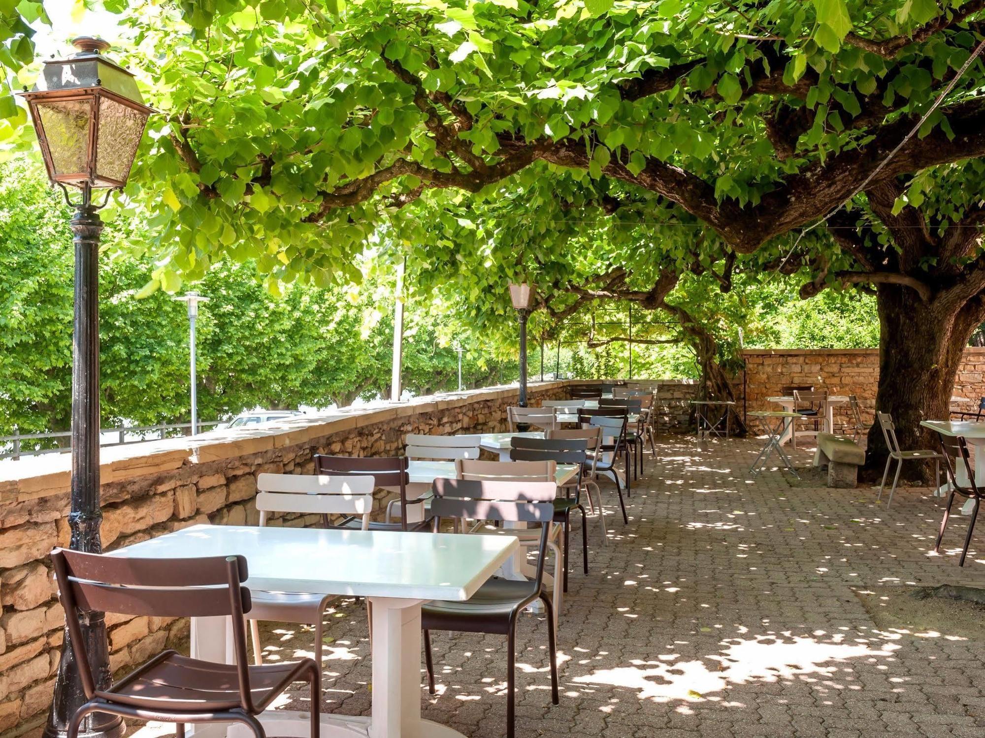 Hotel Restaurant Emile Job Montmerle-sur-Saone المظهر الخارجي الصورة