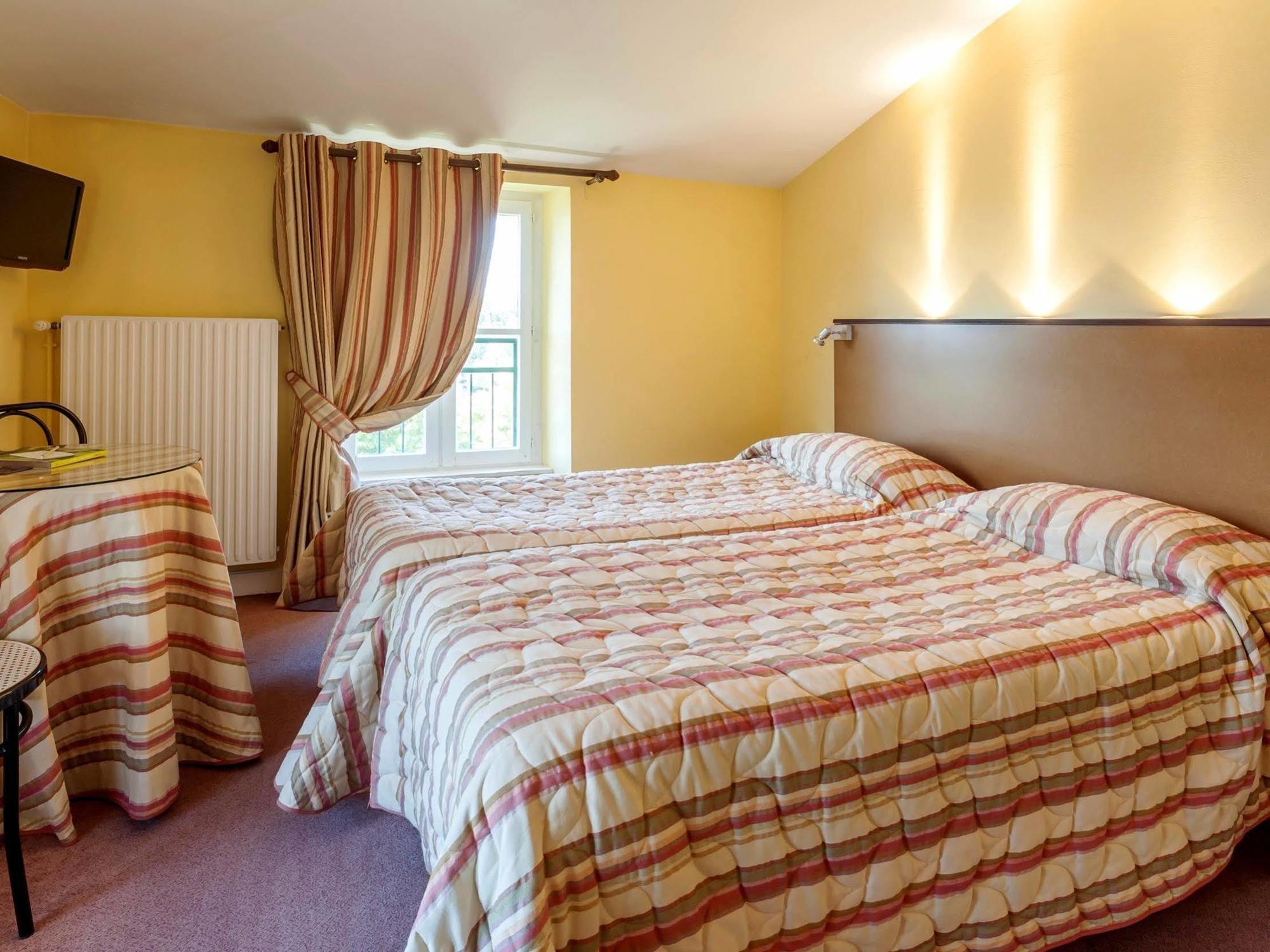 Hotel Restaurant Emile Job Montmerle-sur-Saone المظهر الخارجي الصورة